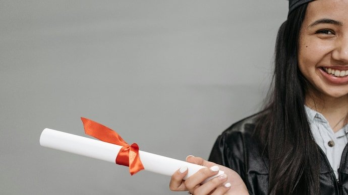 SBI Asha Scholarship | Apply for up to Rs 20 Lakh - Deadline